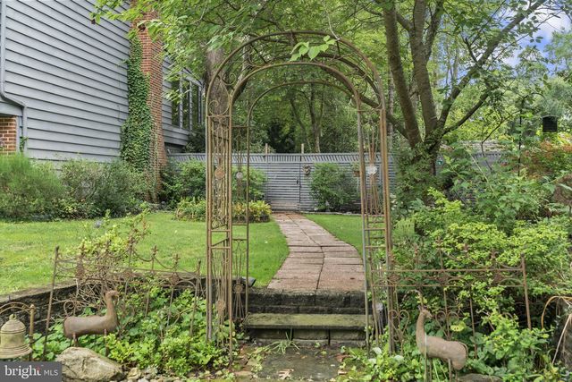 112 WOODLAND AVE, Medford, NJ 08055