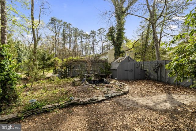 112 WOODLAND AVE, Medford, NJ 08055
