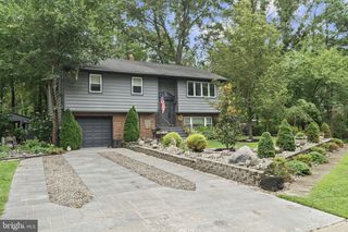 112 WOODLAND AVE, Medford, NJ 08055
