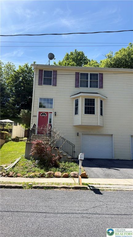 220 7th Street, West Easton Boro, PA 18042