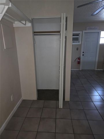 2440 25TH STREET N Apt 2, St Petersburg, FL 33713