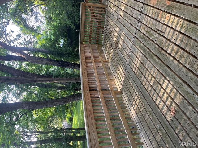 141 S 35th Street, Belleville, IL 62226