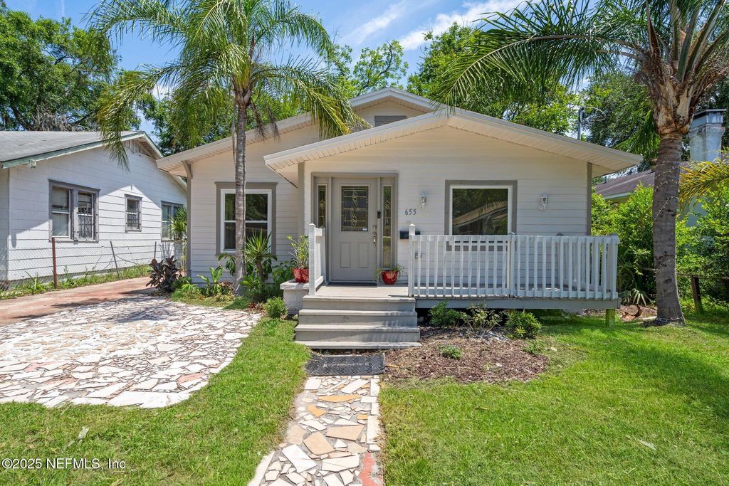 655 LINWOOD Avenue, Jacksonville, FL 32206