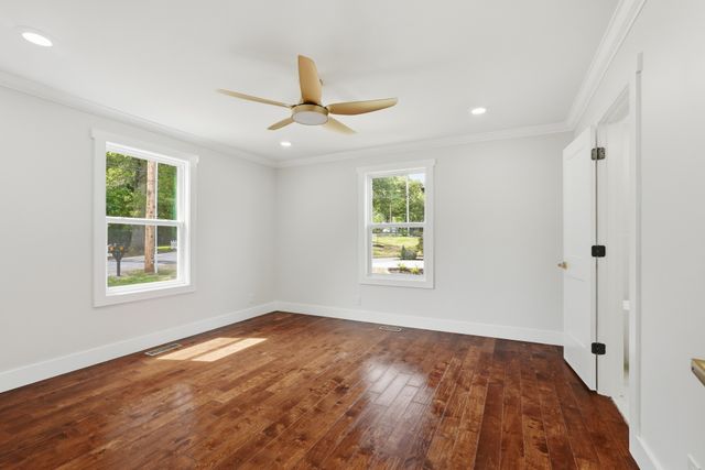 214 Twin Oaks Rd, Mcminnville, TN 37110