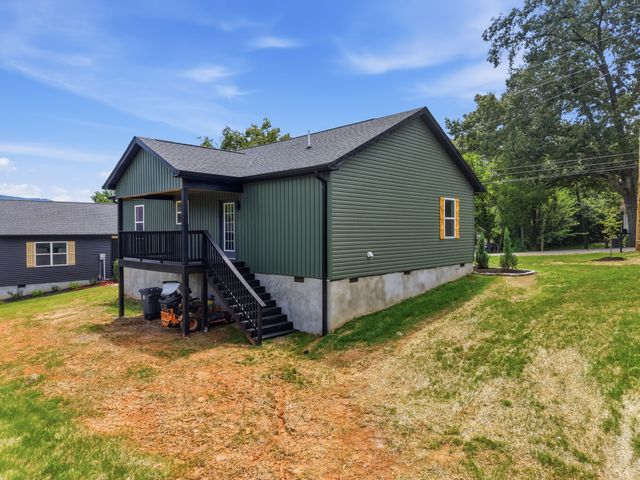214 Twin Oaks Rd, Mcminnville, TN 37110