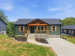 214 Twin Oaks Rd, Mcminnville, TN 37110