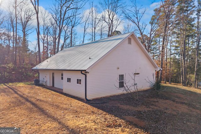 665 N Holcomb Drive, Martin, GA 30557