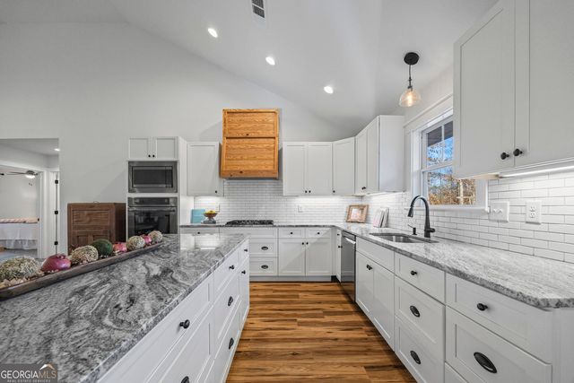 665 N Holcomb Drive, Martin, GA 30557