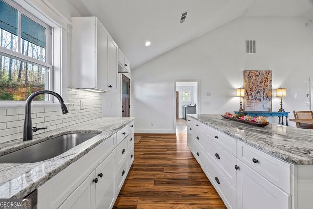 665 N Holcomb Drive, Martin, GA 30557