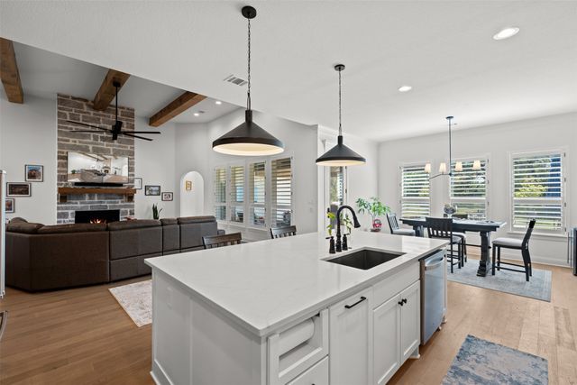 2012 Southern Rise Court, Granbury, TX 76049