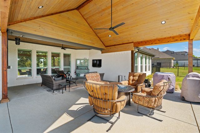 2012 Southern Rise Court, Granbury, TX 76049