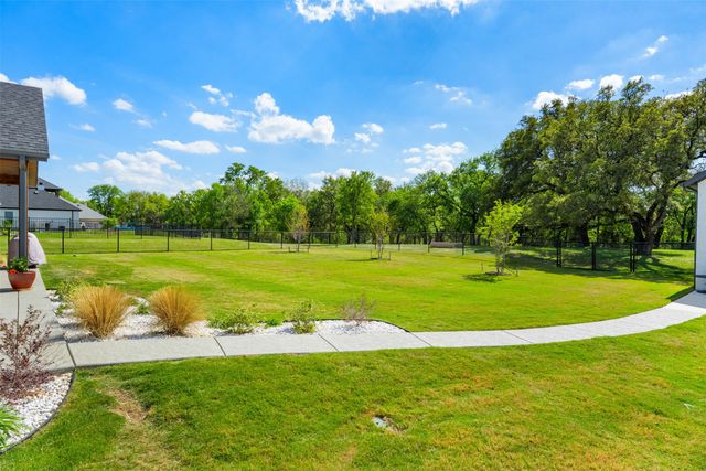 2012 Southern Rise Court, Granbury, TX 76049