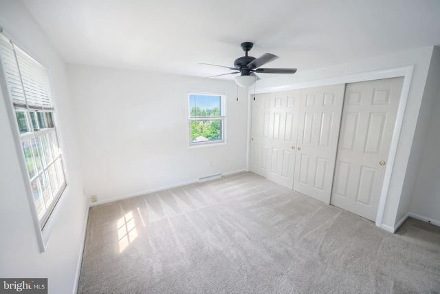 2156 SOUTHBROOK DR, York, PA 17403