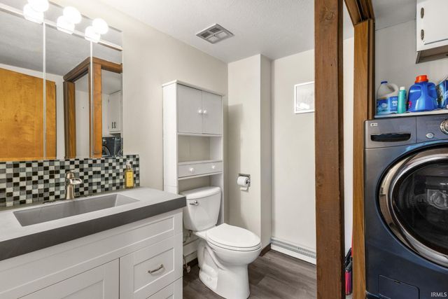 2702 Arrowhead Drive, South Bend, IN 46628