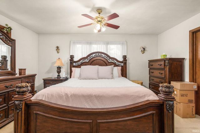 2702 Arrowhead Drive, South Bend, IN 46628