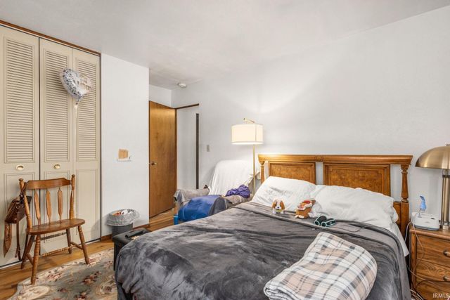 2702 Arrowhead Drive, South Bend, IN 46628
