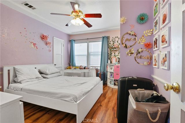1921 Chariton Street, Los Angeles, CA 90034