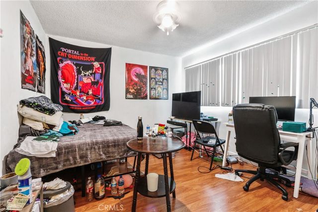 1921 Chariton Street, Los Angeles, CA 90034