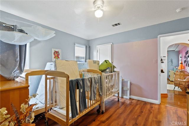 1921 Chariton Street, Los Angeles, CA 90034