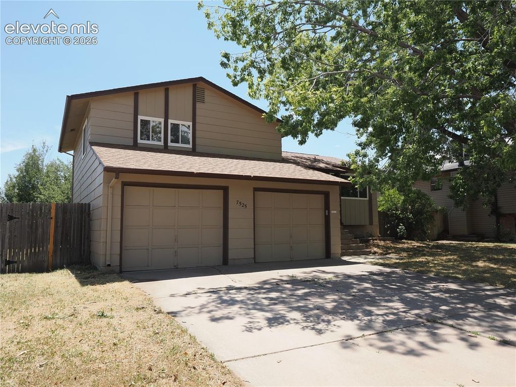 7525 Deer Trail, Colorado Springs, CO 80911 — photo 2