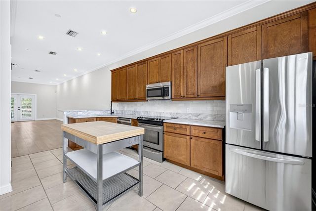 2442 W MISSISSIPPI AVENUE 25, Tampa, FL 33629