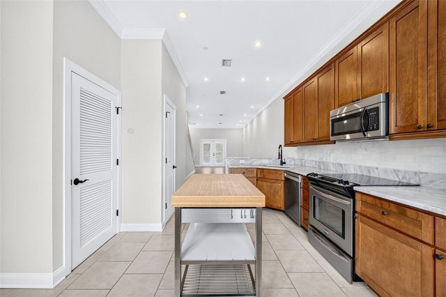 2442 W MISSISSIPPI AVENUE 25, Tampa, FL 33629