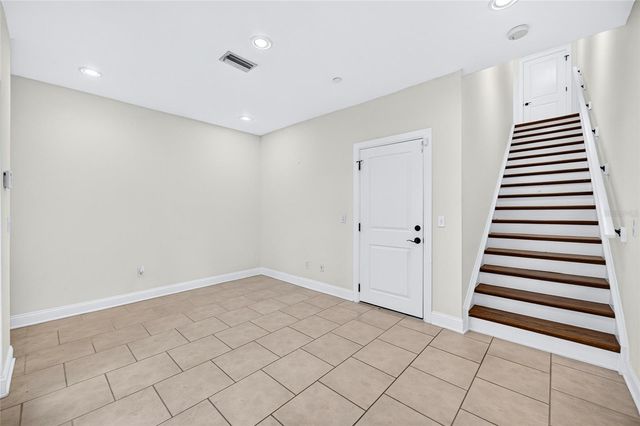 2442 W MISSISSIPPI AVENUE 25, Tampa, FL 33629