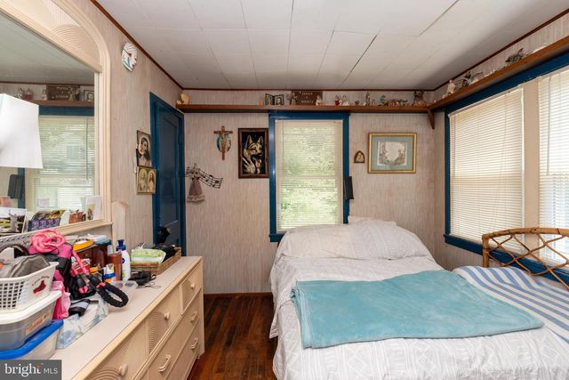 42 CEDAR LN, Fairton, NJ 08320