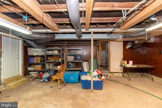 42 CEDAR LN, Fairton, NJ 08320