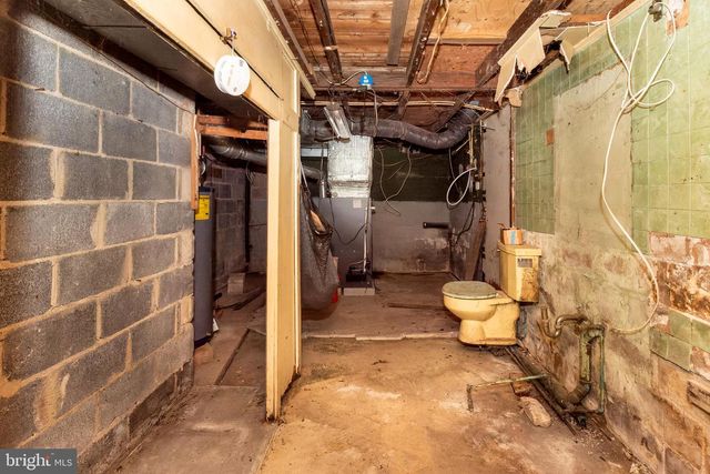 42 CEDAR LN, Fairton, NJ 08320