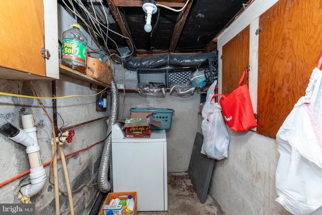 42 CEDAR LN, Fairton, NJ 08320