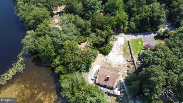 42 CEDAR LN, Fairton, NJ 08320