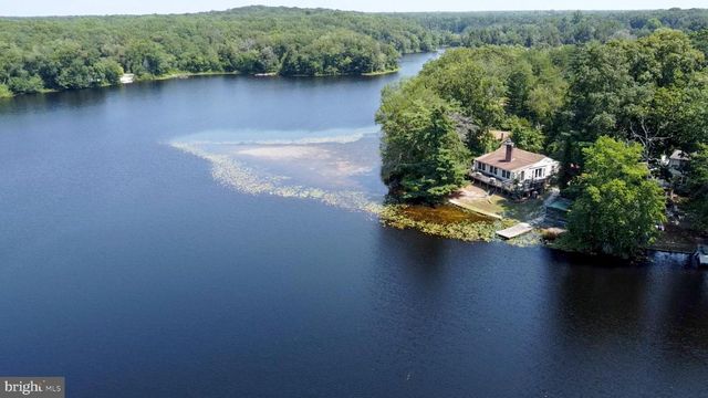 42 CEDAR LN, Fairton, NJ 08320