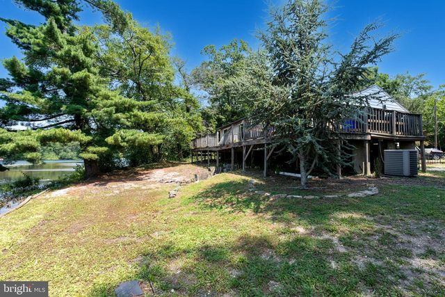 42 CEDAR LN, Fairton, NJ 08320