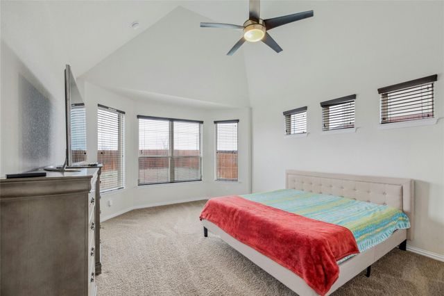 405 Farm Creek DR, Hutto, TX 78634
