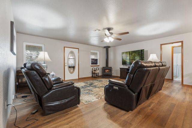 6200 S 4230 Road, Chelsea, OK 74016