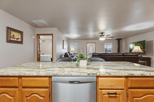 6200 S 4230 Road, Chelsea, OK 74016