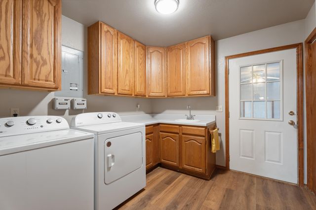 6200 S 4230 Road, Chelsea, OK 74016