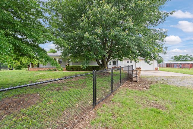 6200 S 4230 Road, Chelsea, OK 74016