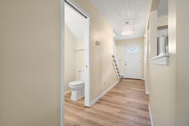 200 Summertree Drive, Porter, IN 46304