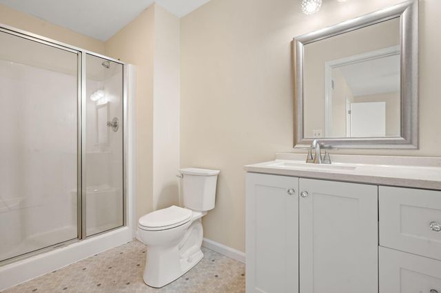 200 Summertree Drive, Porter, IN 46304