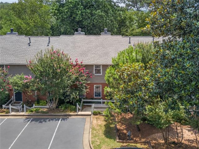 7750 Roswell Road F5, Atlanta, GA 30350