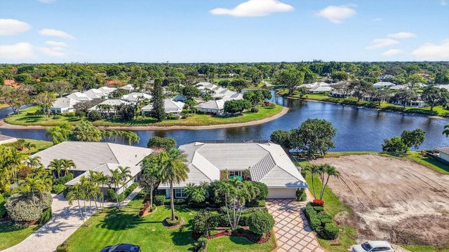11740 N Lake Drive, Boynton Beach, FL 33436