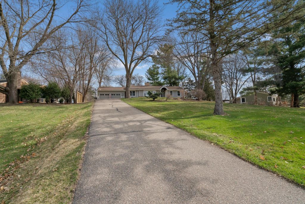 2820 Washta Bay Road, Chanhassen, MN 55331 — photo 4