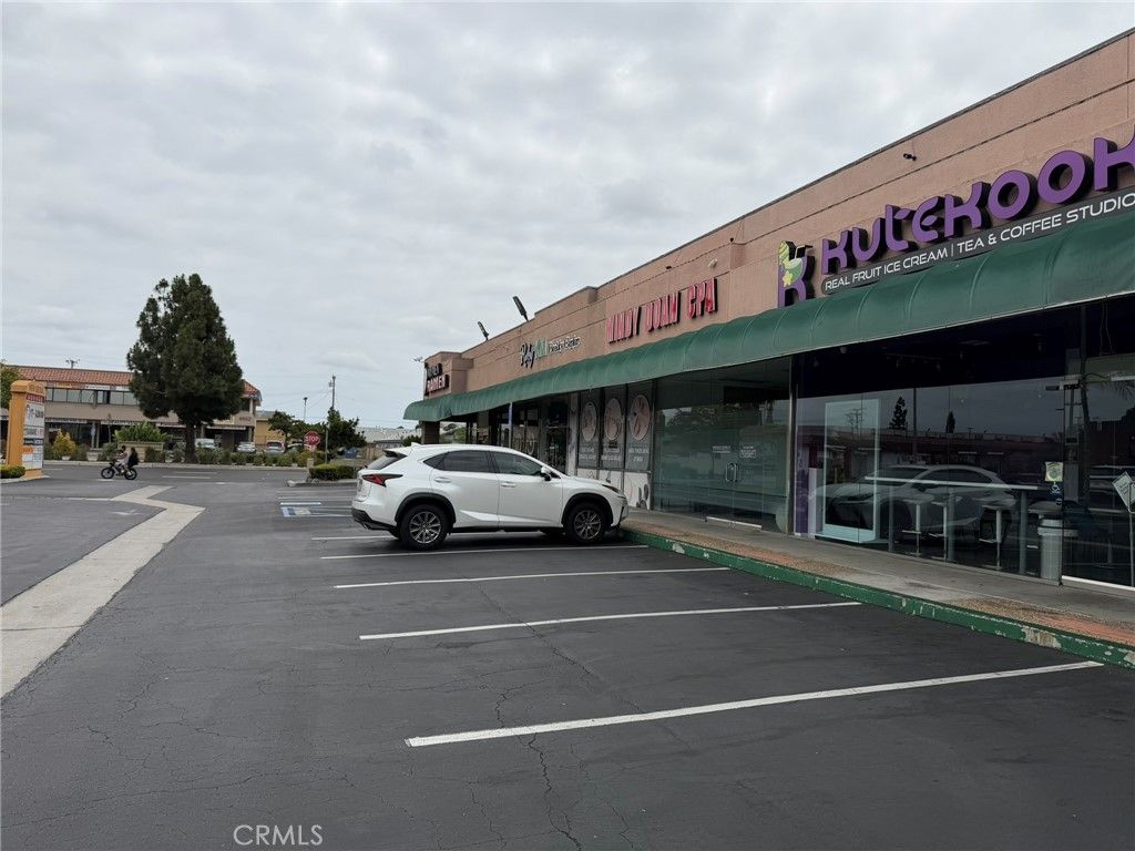 8851 garden grove Boulevard 105, Garden Grove, CA 92844 — photo 3