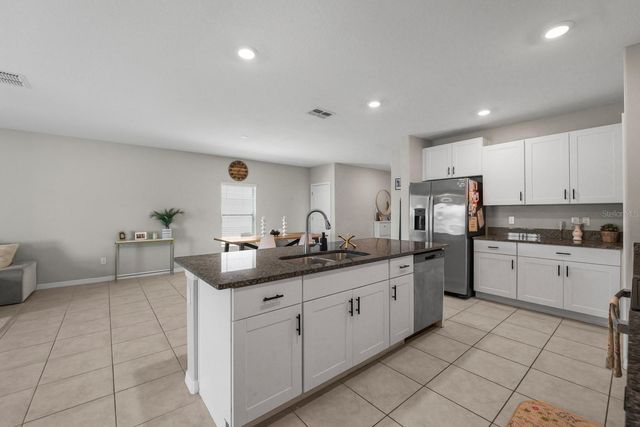 31575 BARREL WAVE WAY, Wesley Chapel, FL 33545