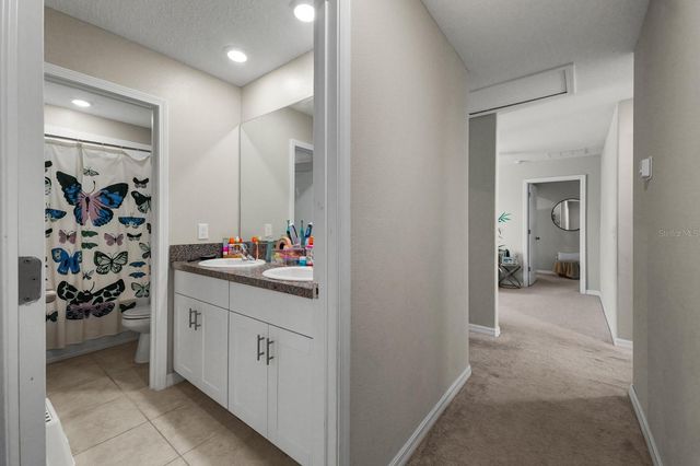 31575 BARREL WAVE WAY, Wesley Chapel, FL 33545