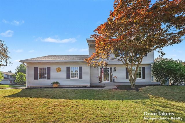 1755 Secretariat Drive, Kentwood, MI 49546