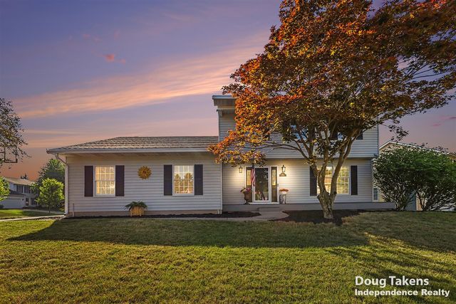 1755 Secretariat Drive, Kentwood, MI 49546