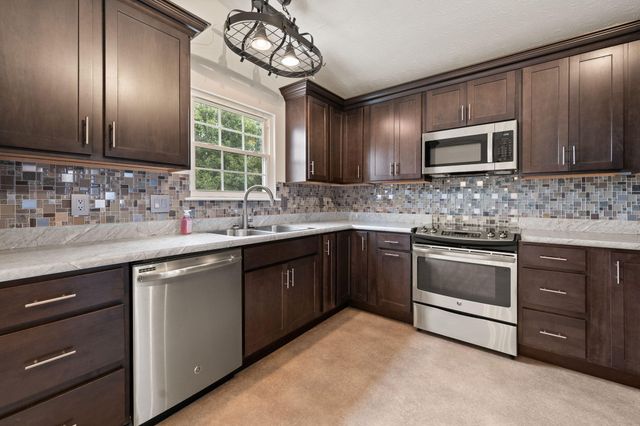 233 Brittany Circle, Richmond, KY 40475